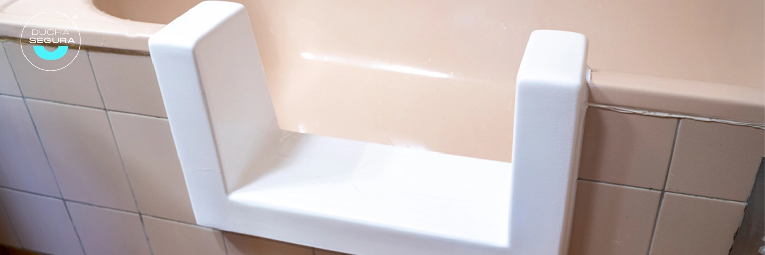 Elección inteligente para la seguridad y durabilidad: Fibra de vidrio frente a resina en modelos de piezas de Ducha Segura®